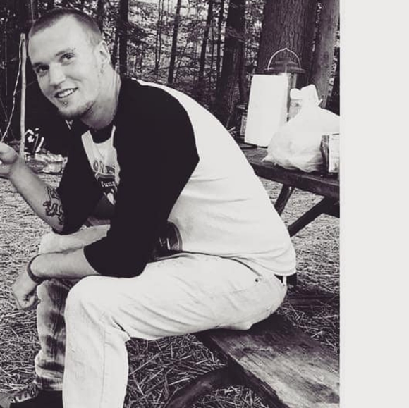 Meet your Posher, Mark - Picture 1 of 2